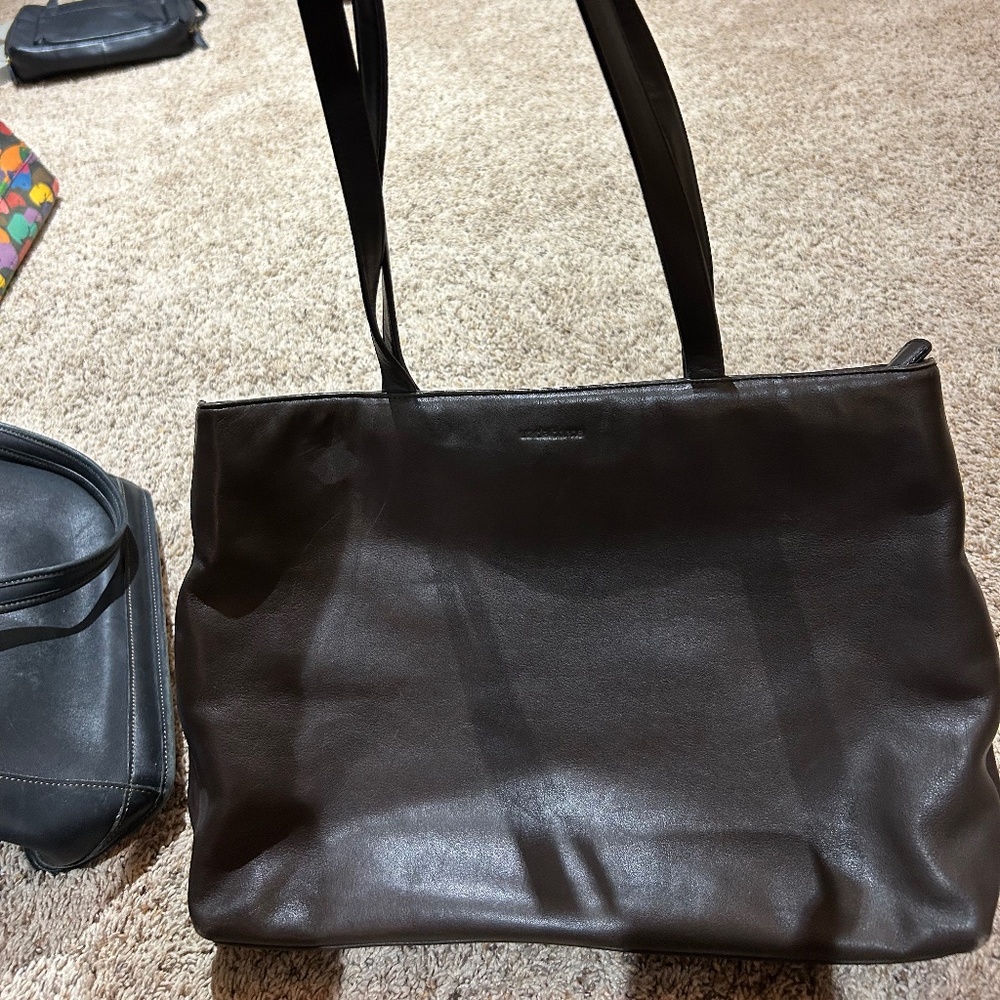 Liz Claiborne Shoulder bag